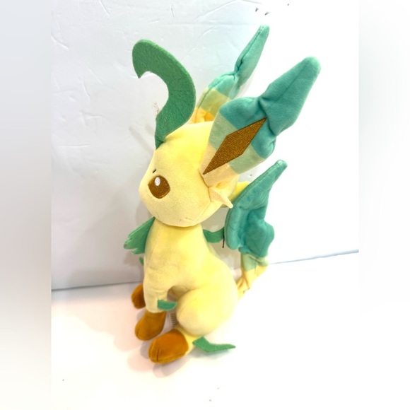 Pokemon Leafeon Plush 2021 Jazwares Nintendo 11" Stuffed Animal XY Evolution - Picture 2 of 6